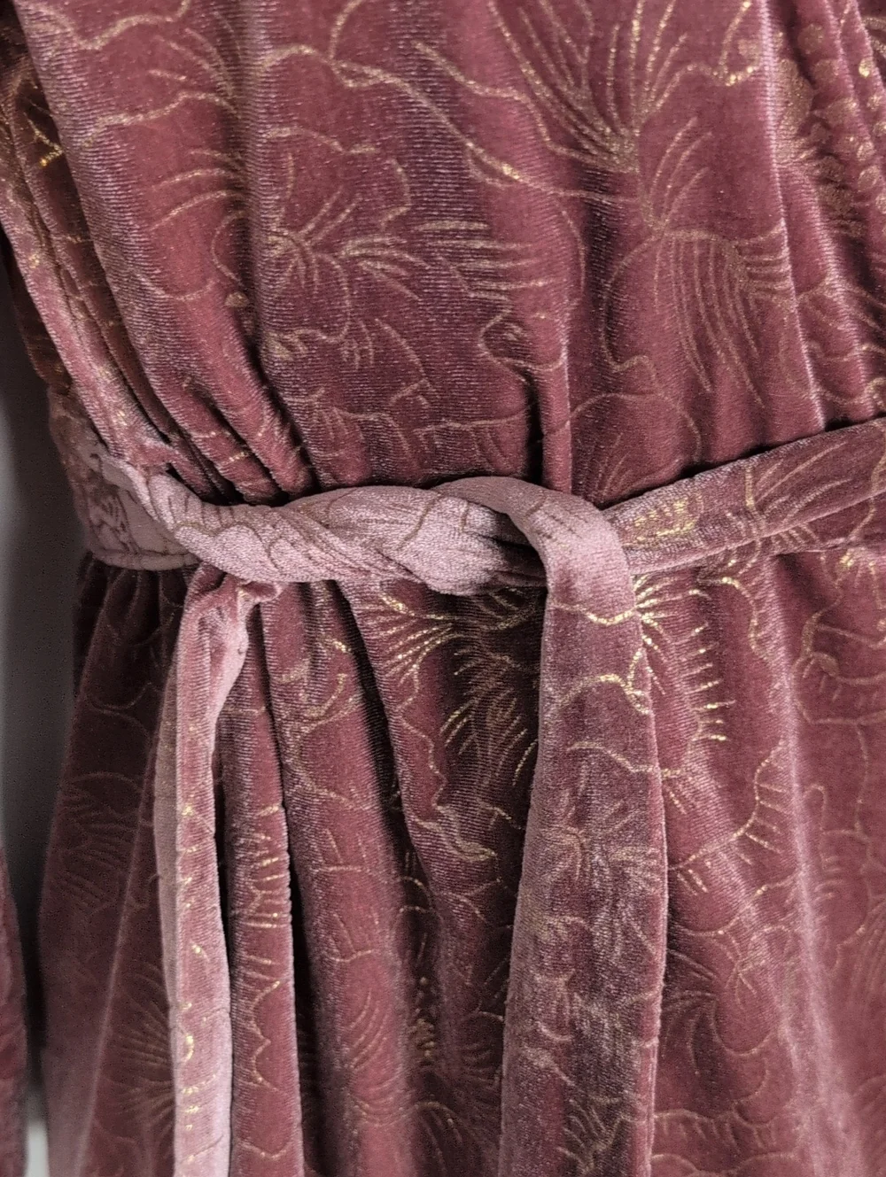 Mia Joy Velvet Robe